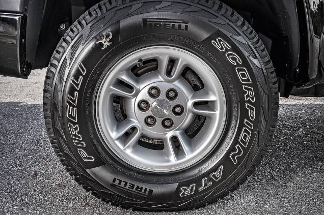 <b>Rodas 15x8 </b> <b>Rodas 15x8 </b>