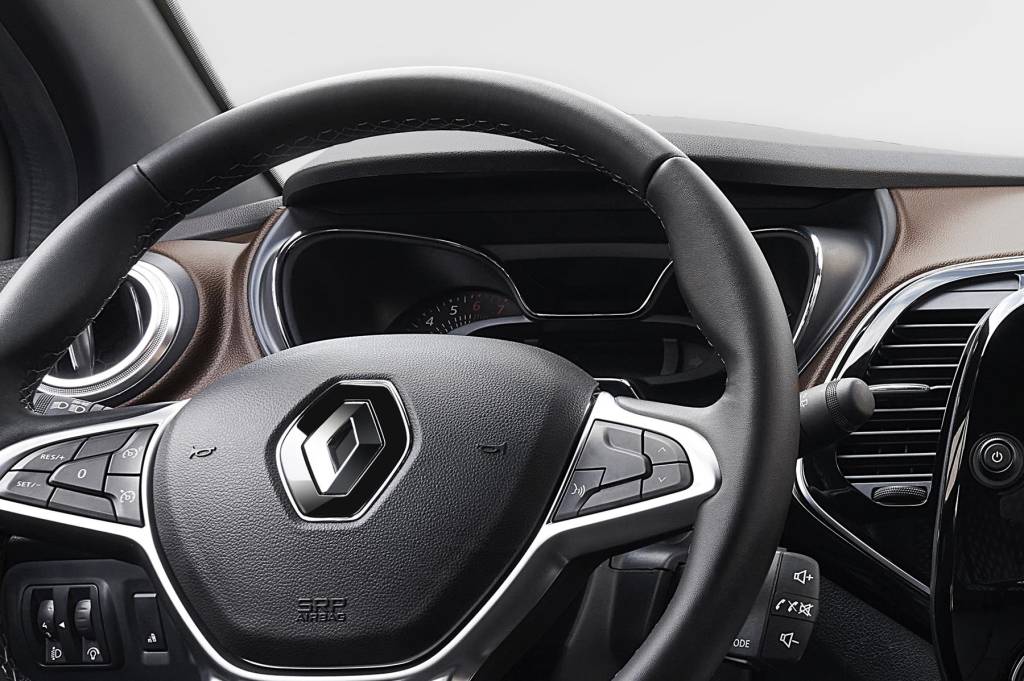Interior painel Renault Captur 2022 1.3 turbo 170 cv (2) Interior painel Renault Captur 2022 1.3 turbo 170 cv (4)