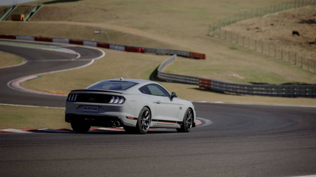 ford-mustang-mach-1-brasil (4) ford-mustang-mach-1-brasil (9)