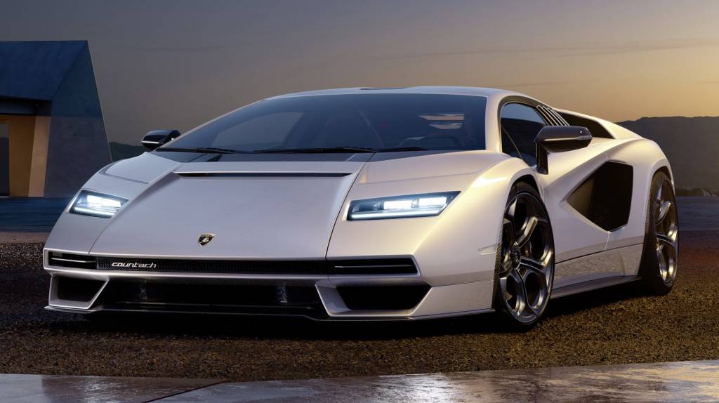 2022-Lamborghini-Countach-LPI-800-4-1-2 Lamborghini Countach LPI 800-4 branco visto 3/4 de frente