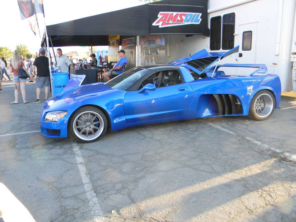 232345853_6426211367390801_7363985656294887679_n lateral Corvette c5 dois V8