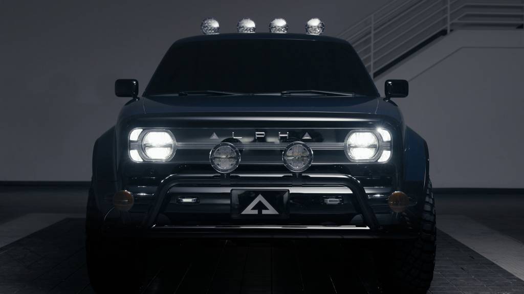 AMC+WOLF+(4) Alpha Wolf