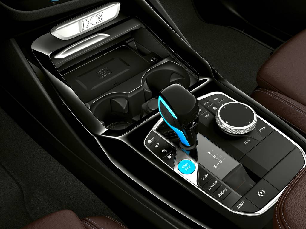 BMW iX3 Console central do BMW iX3