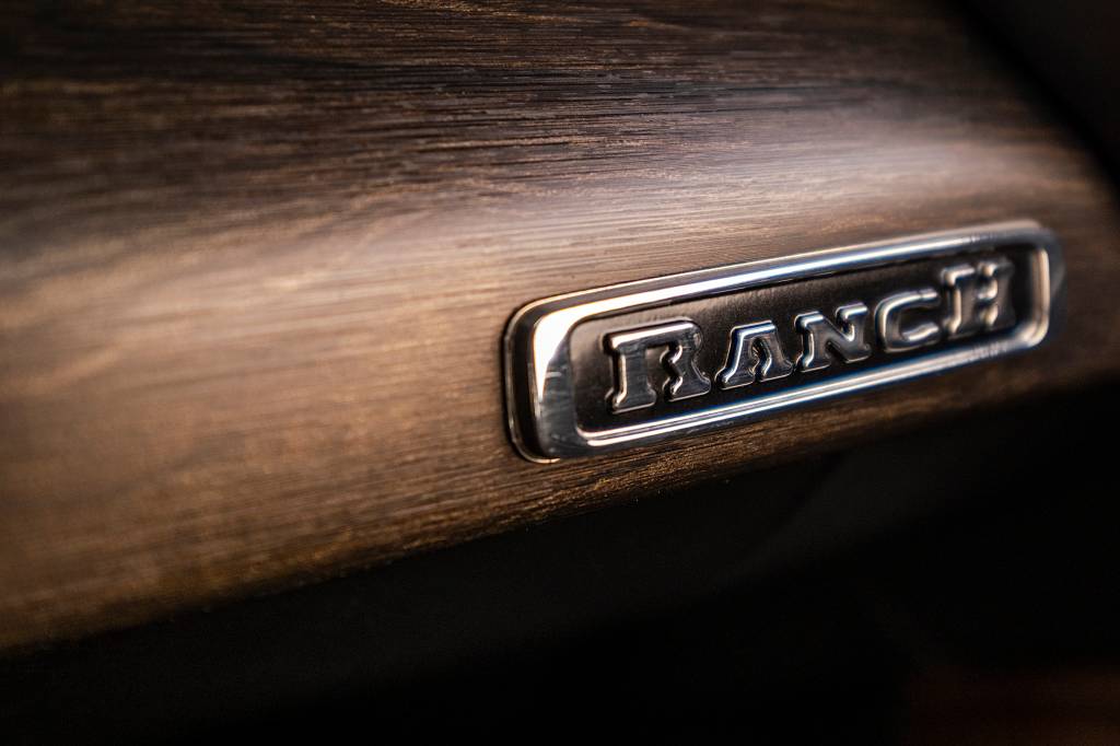 _FLP4024 Fiat Toro Ranch