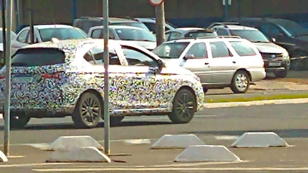 Honda City Hatch Flagra 2 Enquanto todos cobiçam o segmentos de SUVs Honda vê oportunidades na briga dos hatches
