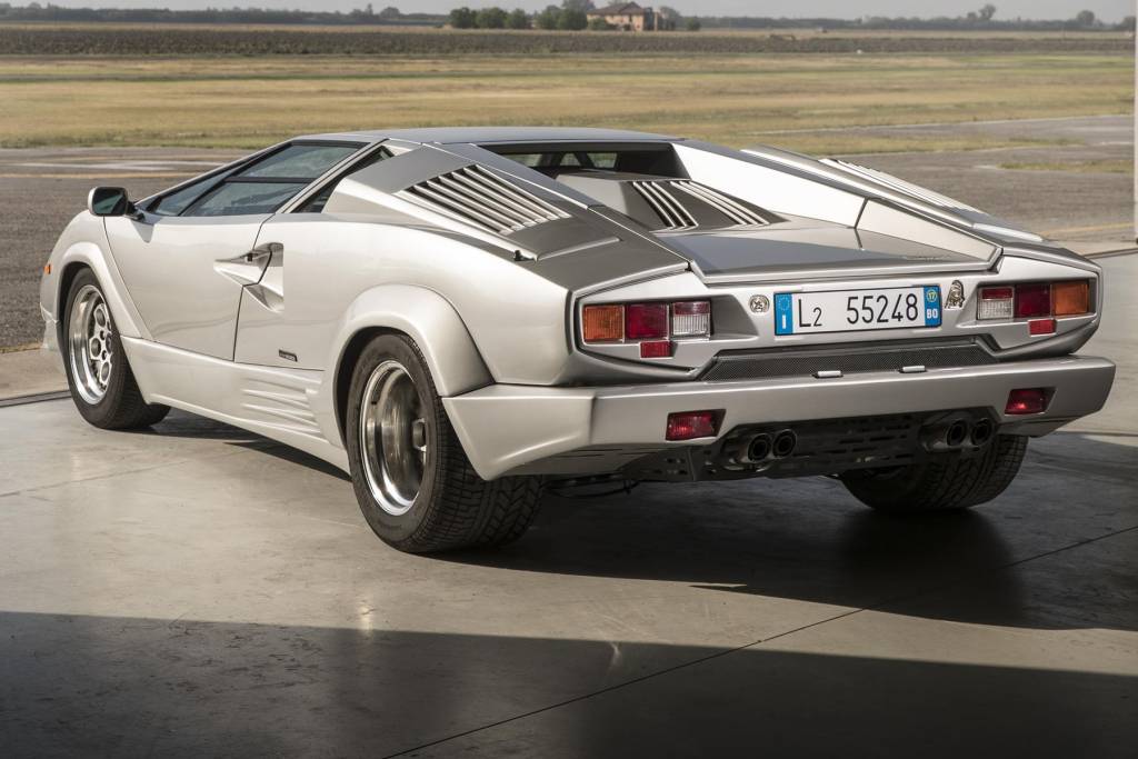 Lamborghini Countach (2) Lamborghini Countach