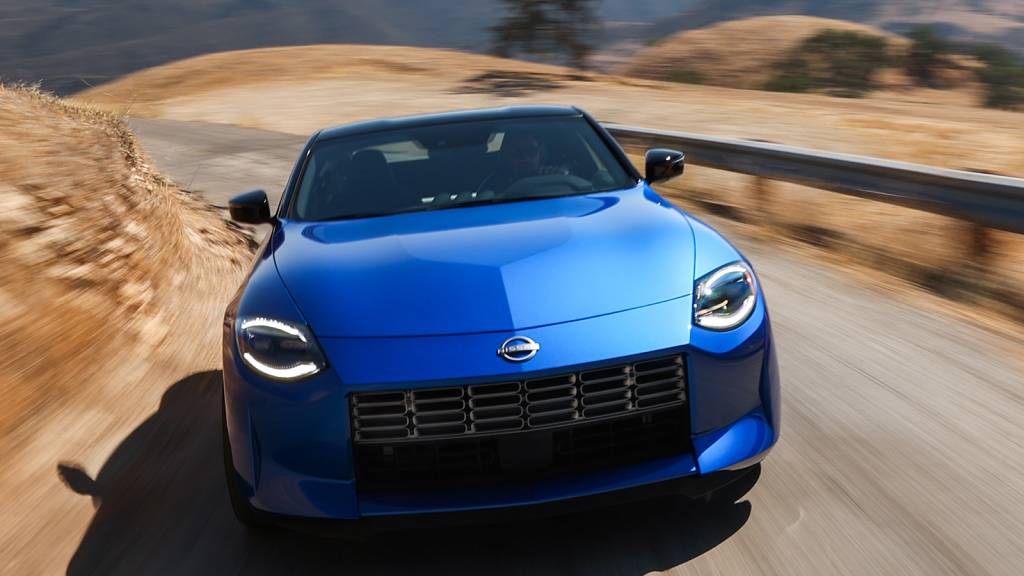 Com opção manual, Nissan Z retorna das cinzas com V6 e mais de 400 cv