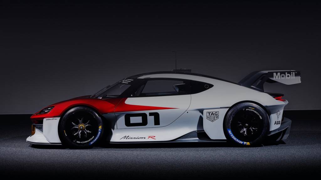 Carro-Conceito Porsche Mission R (23) Conceito é compacto como parece: 4,32 m de comprimento, 1,99 m de largura e 2,56 m de entre-eixos