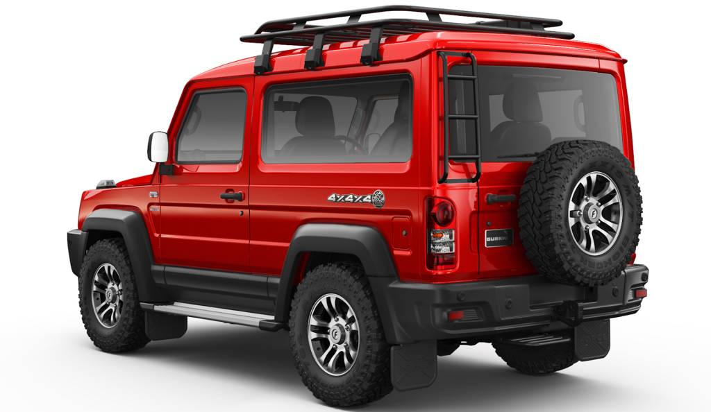 Force-Gurkha-2 Force Gurkha traseira