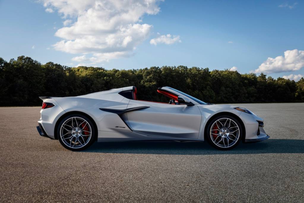 2023 Chevrolet Corvette Z06 Corvette Z06 2023 lateral