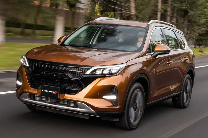 DODGE JOURNEY 2022 – 2 Dodge Journey 2022 cobre visto 3/4 de frente