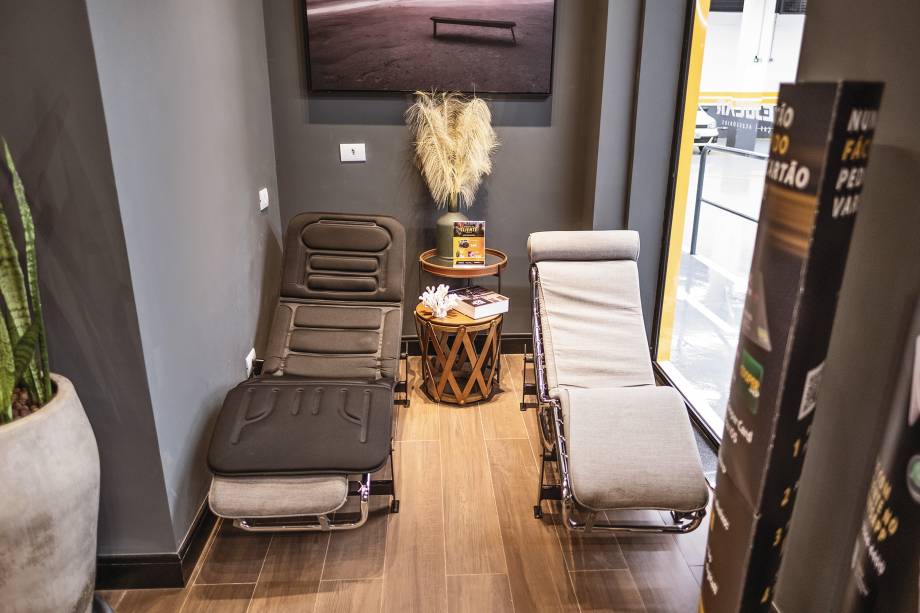 Sala de espera com isolamento acústico Sala de espera com isolamento acústico