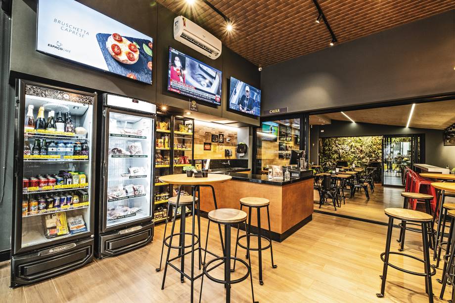 Espaço gourmet também funciona como coworking Espaço gourmet também funciona como coworking