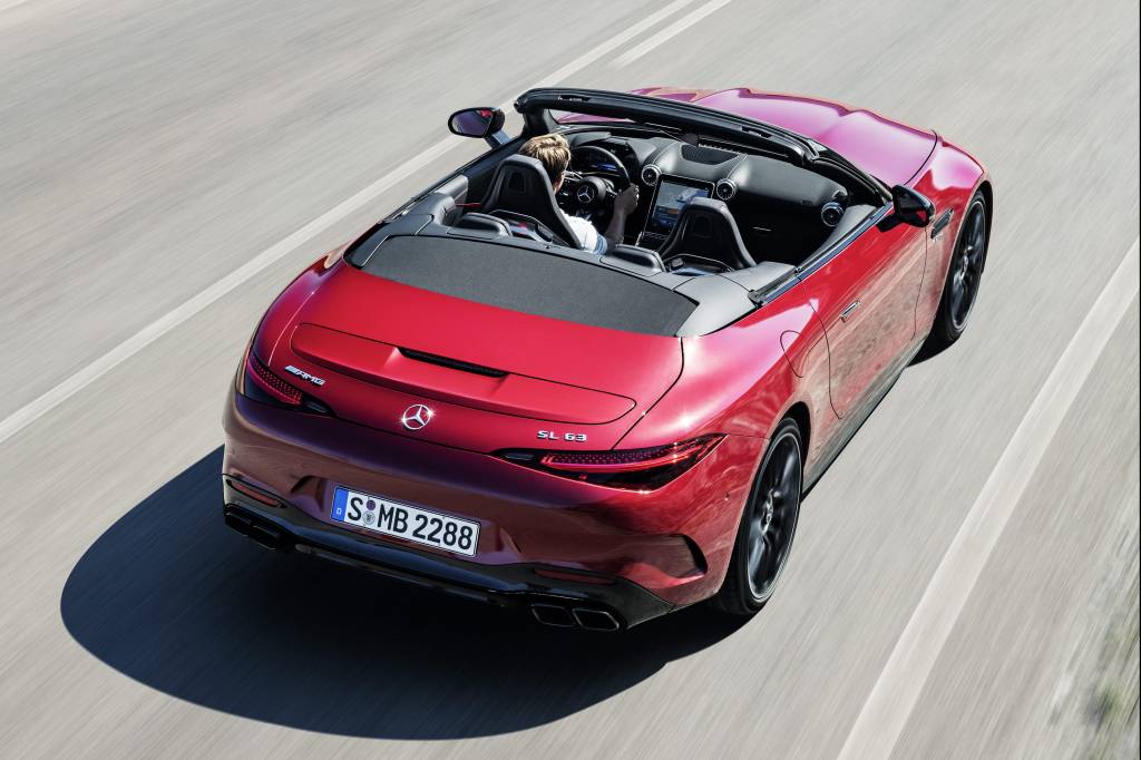 Large-39712-Mercedes-AMGSL Mercedes-AMG SL