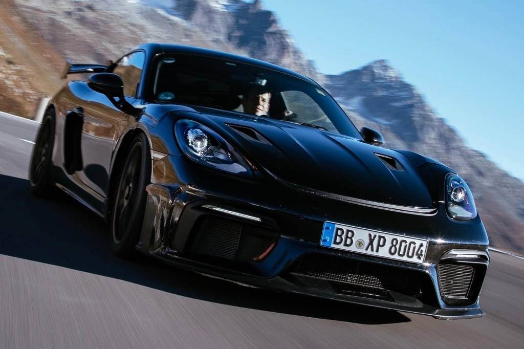 Inédito, Porsche 718 Cayman GT4 RS crava volta rápida em Nürburgring