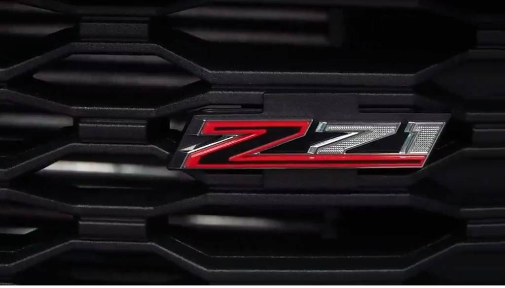 Z71 Detalhe do Z71 estilizado na grade frontal da S10