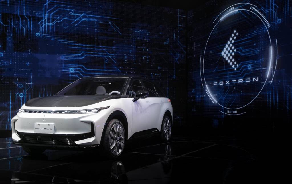 foxtron_modelc.jpg__1992x1258_q85_subsampling-2 Foxconn Model E