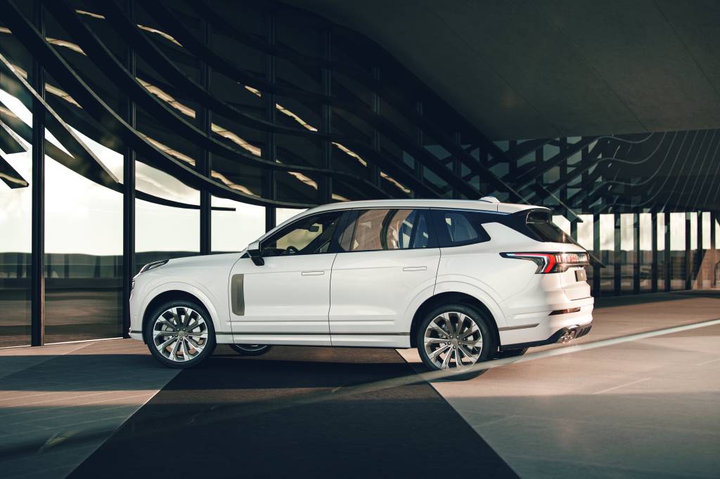 lynk_co_09-6 lynk-co-06---14
