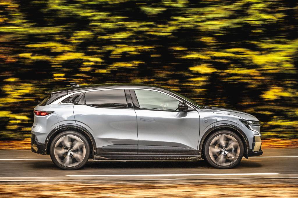 MEGANE RENAULT E-TECH MEGANE RENAULT E-TECH