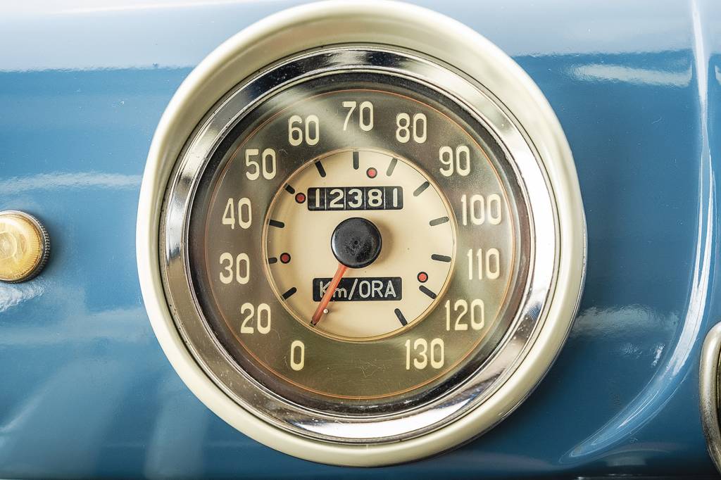 _FLP2452 Fiat 1100 velocímetro