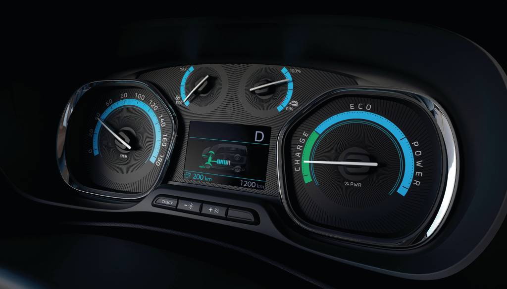 PEUGEOTeEXPERT_73 Conta-giros deu lugar a um