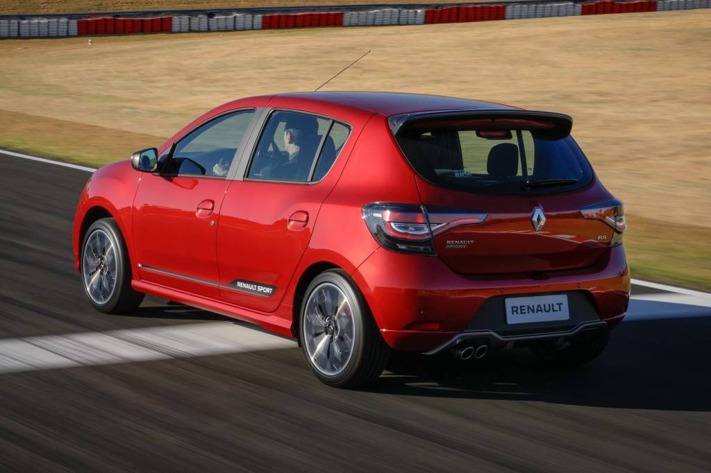 Renault oficializa o fim do Sandero R.S. com kit de despedida