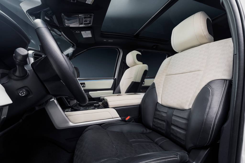 2022_Toyota_Tundra_Capstone_013 2022_Toyota_Tundra_Capstone_013