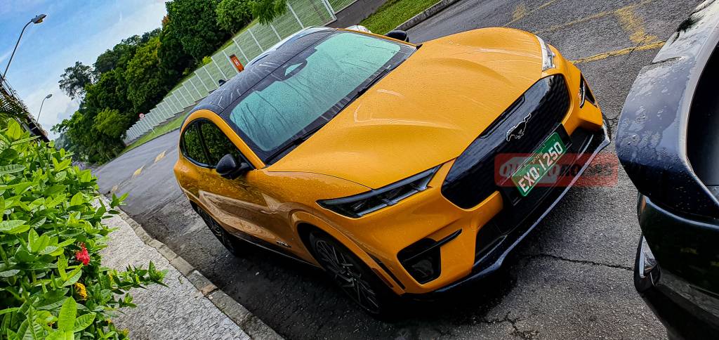 Flagra Mustang Mach-E-7 Mach E
