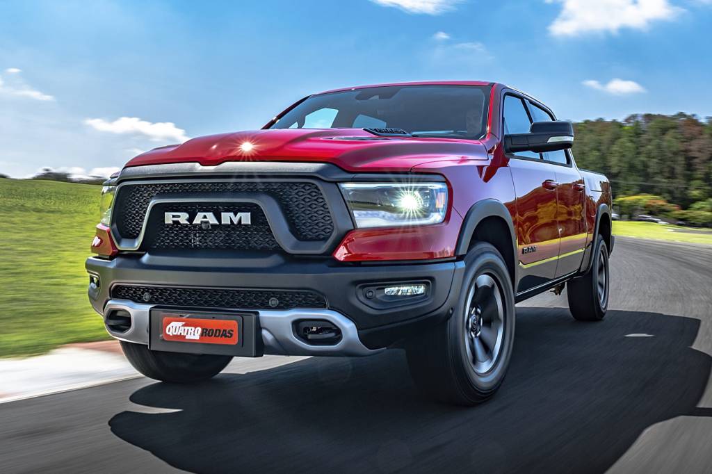 Vídeo: 20 coisas absurdas da Ram 1500 Rebel, picape mais potente do Brasil