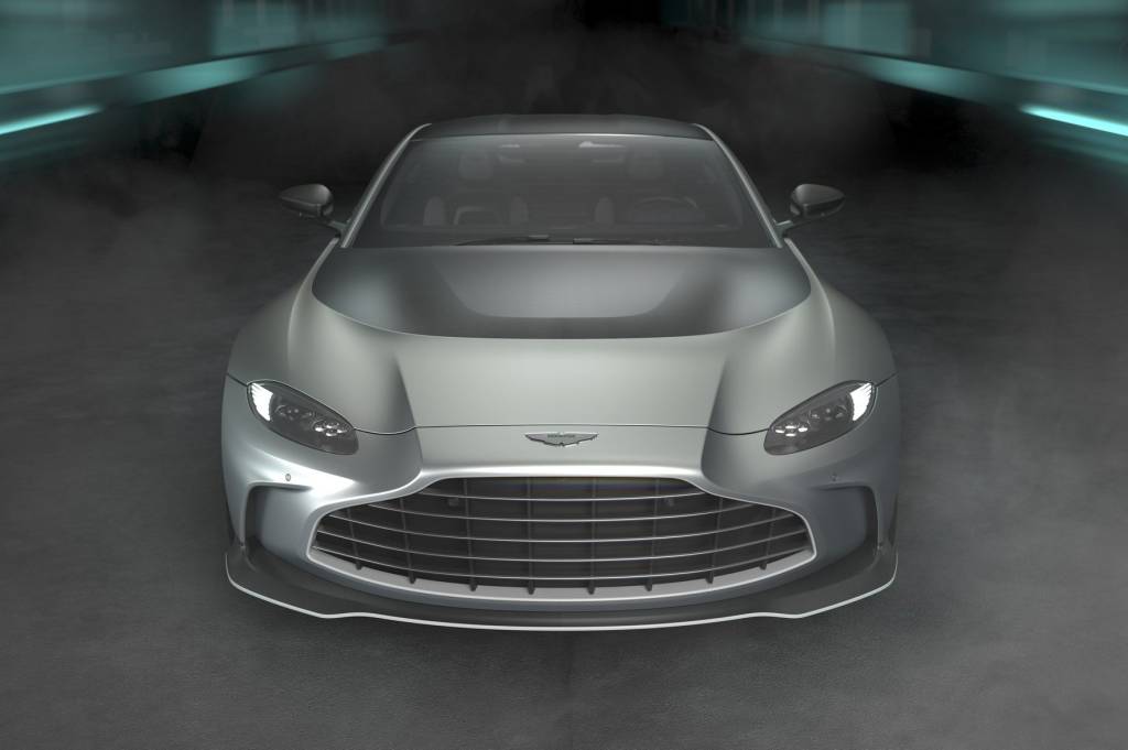 2022-Aston-Martin-V12-Vantage-5 Aston-Martin-V12-Vantage
