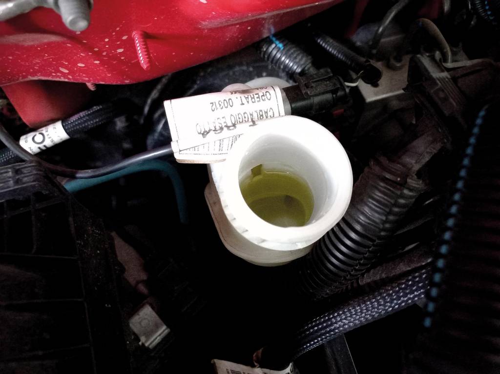 Nem todo fluido de freios de carro é igual; veja todos os tipos e as diferenças