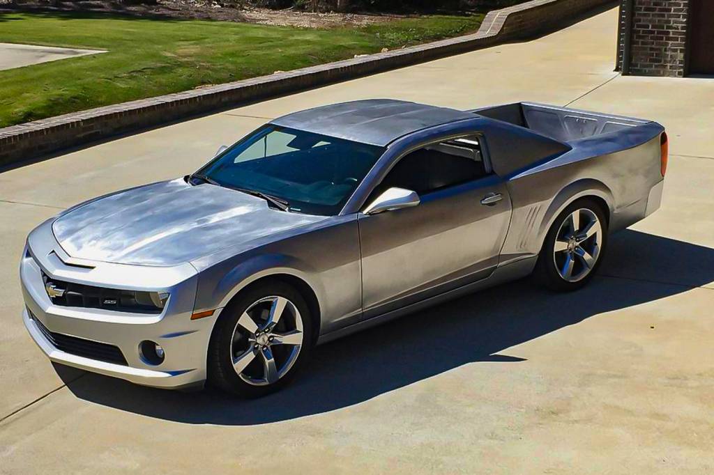 Chevrolet Camaro SS é transformado em picapinha com V8 de 432 cv