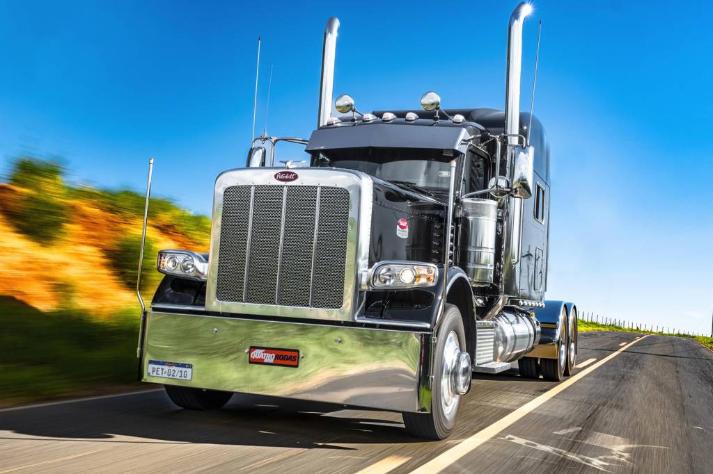 Peterbilt 389 Legendary Edition (1) Peterbilt 389 Legendary Edition