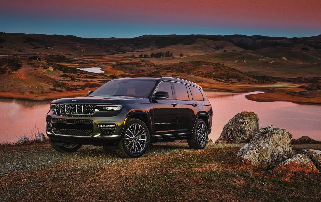 Jeep Grand Cherokee L Summit Reserve Jeep Grand Cherokee L mostra o que esperar do SUV híbrido no Brasil
