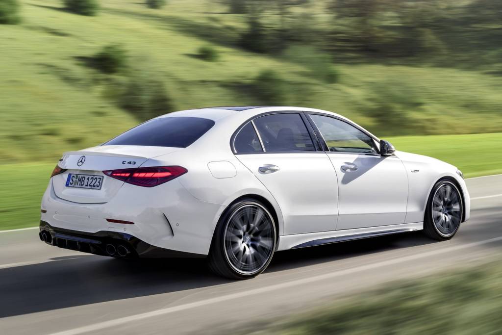 2023-Mercedes-AMG-C43-11 2023-Mercedes-AMG-C43
