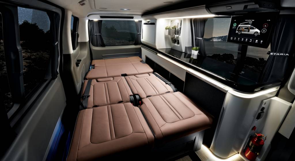 Hyundai-Staria-Lounge-Camper-South-Korea-5 Hyundai Staria cama quatro lugares