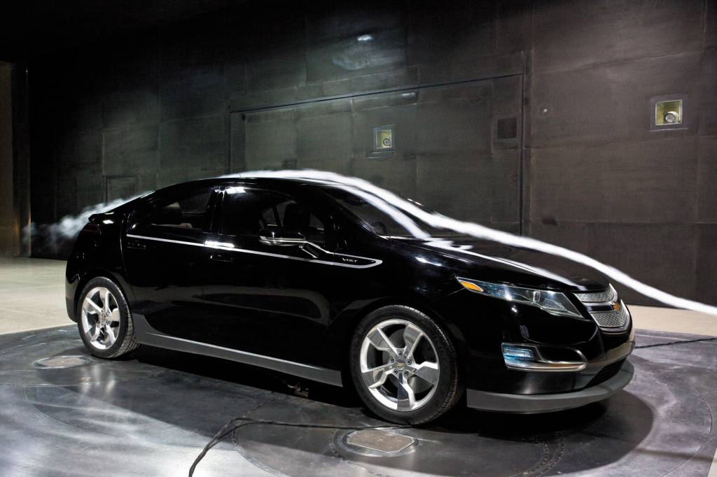 Impressões Túnel de vento da GM onde foi testado o Volt, automóvel elétrico modelo 2010 da Chevrolet, testado pela revista Quatro Rodas.