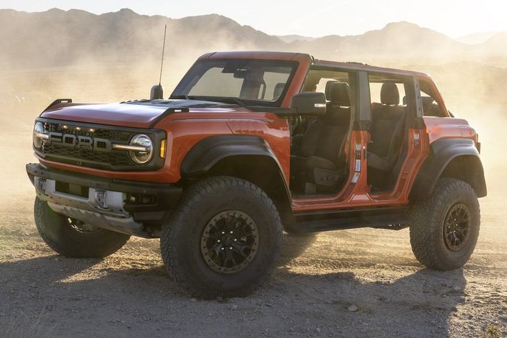 Novo Ford Bronco 2022 com pneus com 37