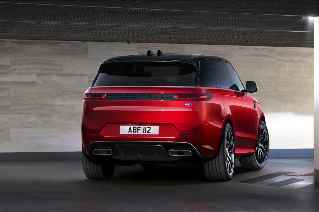 Novo Ranger Rover Sport Traseira do SUV tem silhueta do Range Rover maior