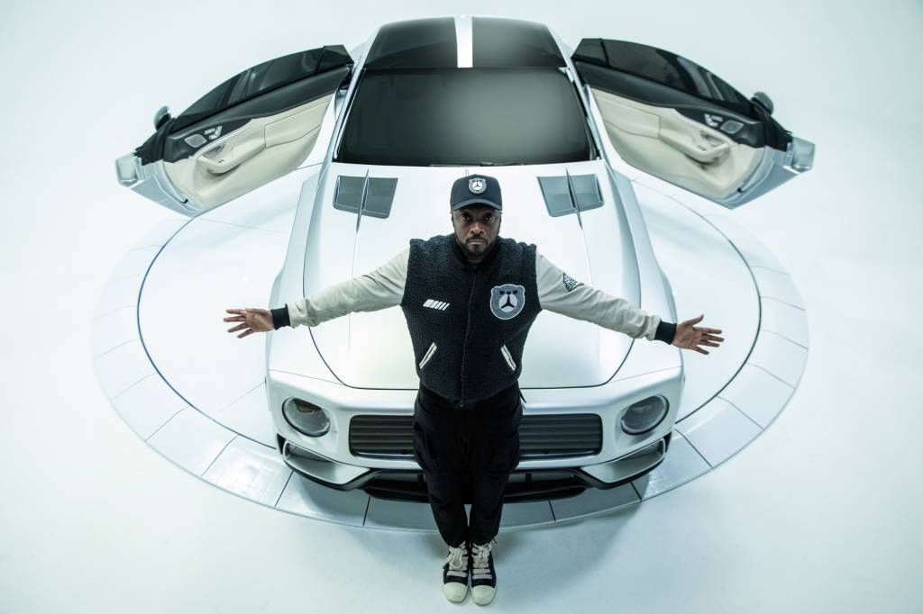 AMG-x-Will-I-Am-2022-00004 Mercedes-AMG The Flip