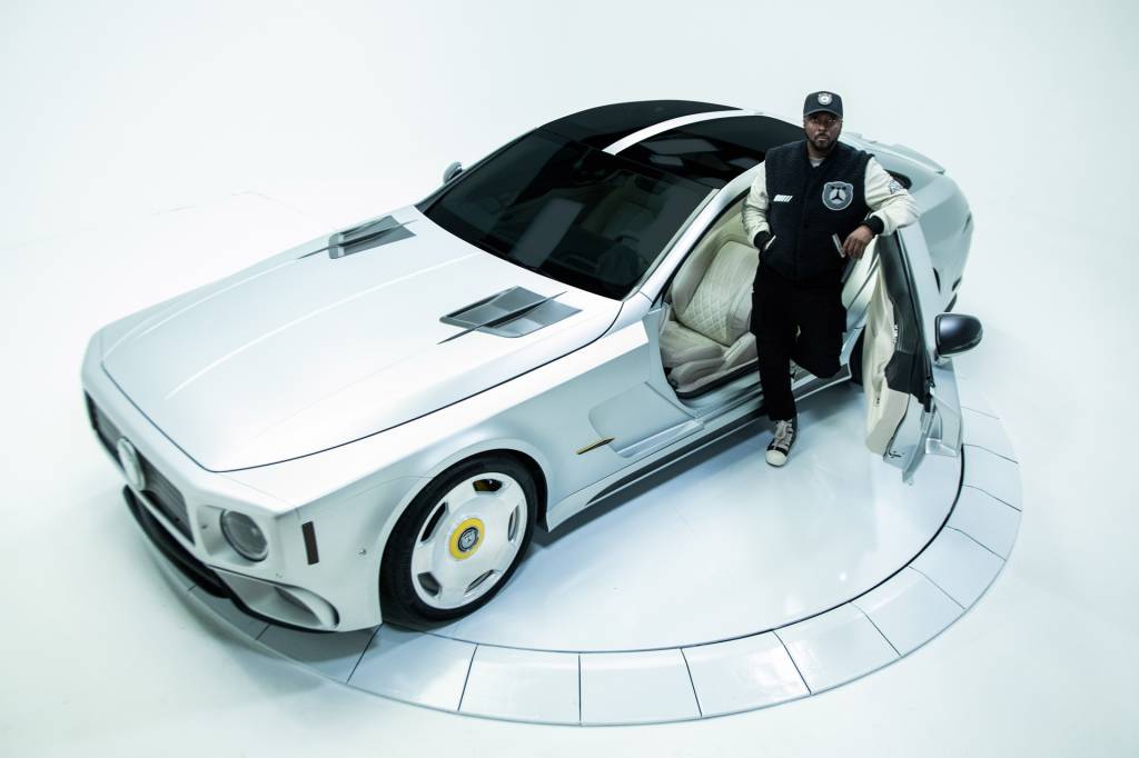 AMG-x-Will-I-Am-2022-00005 Mercedes-AMG The Flip