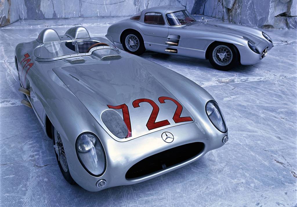 Mercedes-Benz-300_SLR-1955-1280-08 Apenas nove unidades do 300 SLR foram produzidas