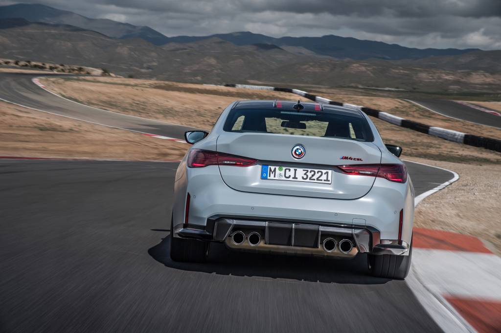 bmw_m4_csl_55 BMW M4 CSL
