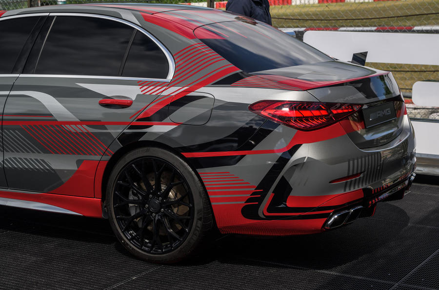mercedes-amg-c63-concept-at-n24-45 Novo Mercedes AMG 63 lateral