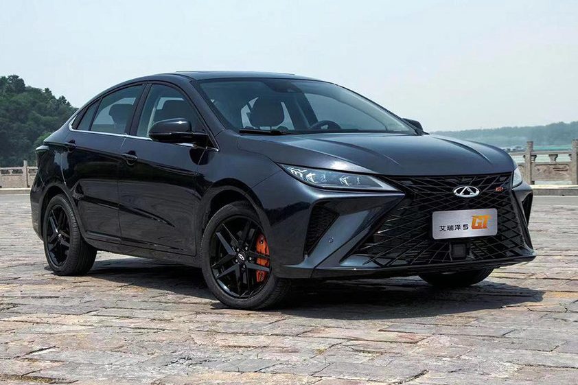 Lexus chinês? Chery Arrizo 5 GT tem grade ‘inspirada’ na marca japonesa