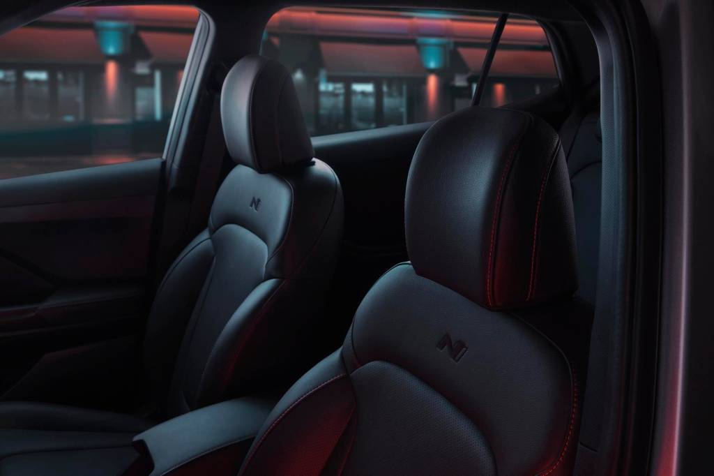 HYUNDAI CRETA N – BANCOS EM COURO – 2 Hyundai Creta N Line 2023
