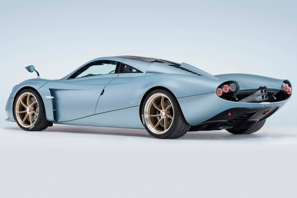 Pagani-Huayra_Codalunga-2022-1280-03 Ferrari 296 GTB BRASIL