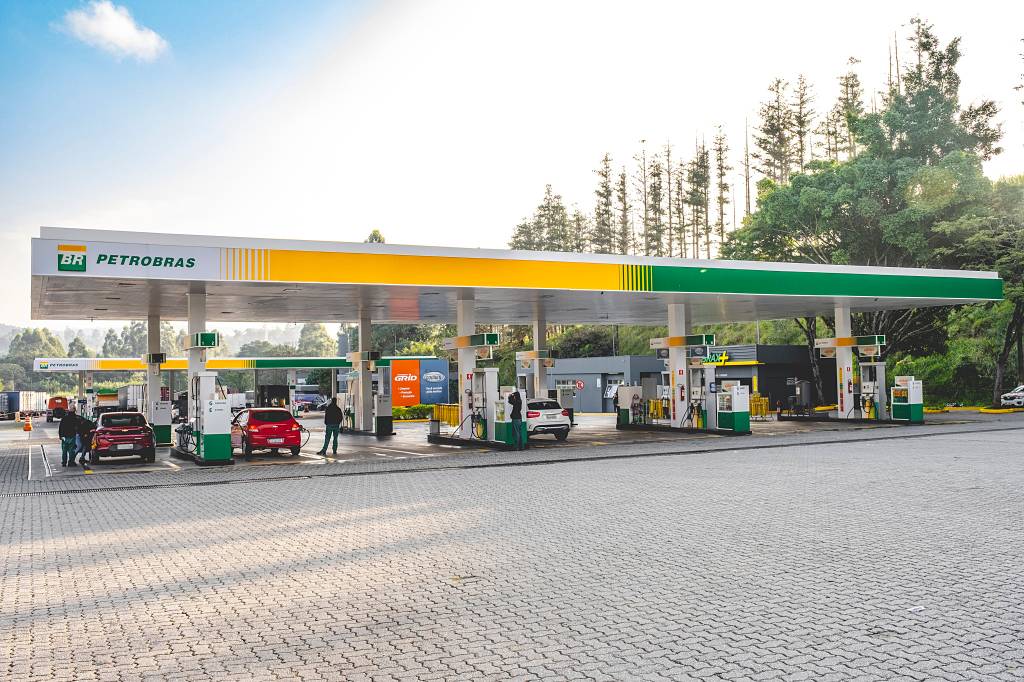 Posto combustível gasolina álcool diesel petrobras (2)