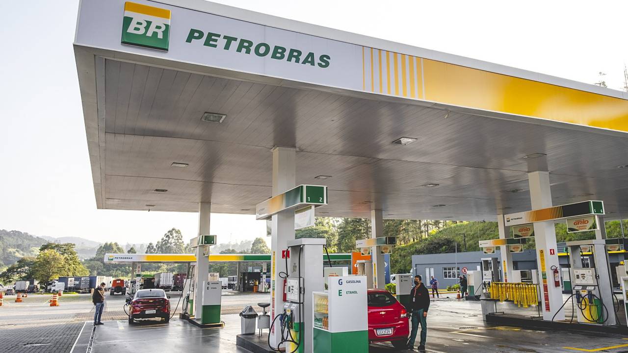 Posto combustível gasolina álcool diesel petrobras (4)