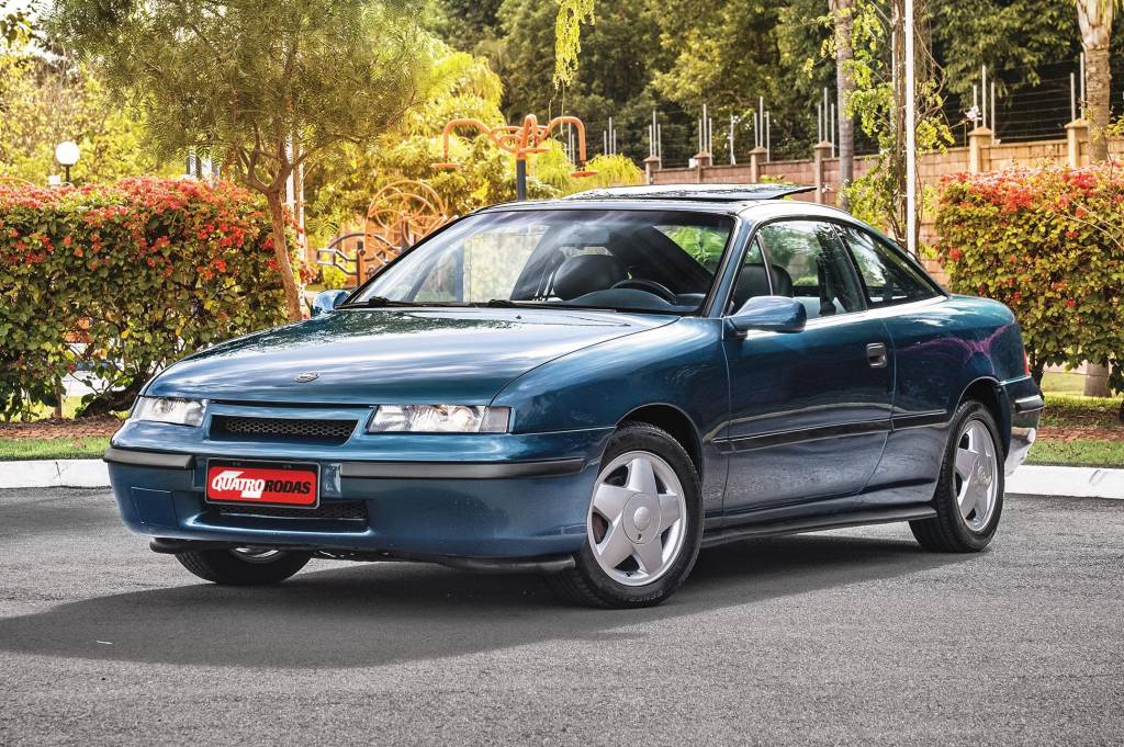 Chevrolet Calibra: cupê do Vectra veio da Alemanha com mecânica refinada